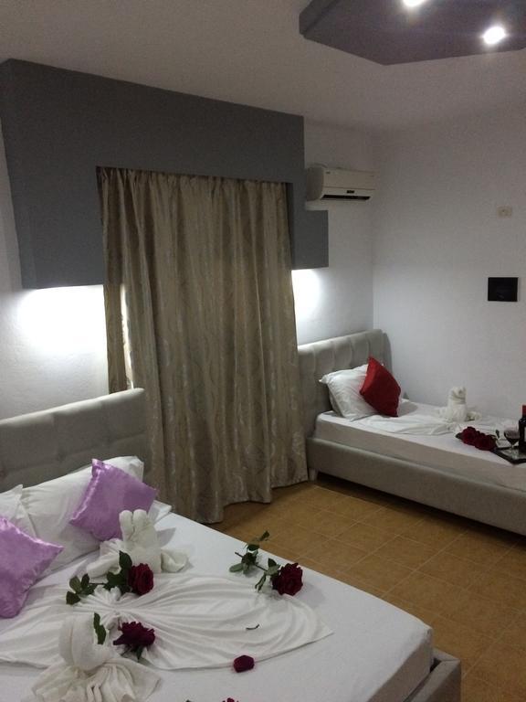 Hotel Soan Sarande Exterior photo